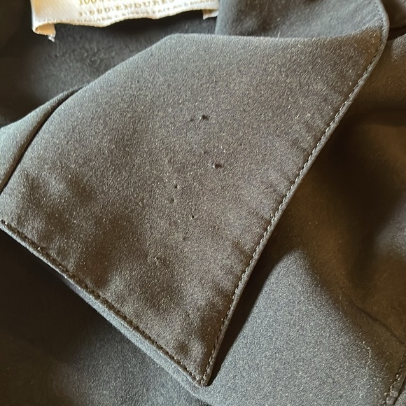 Tilley Endurables XL Vintage travel wear in black microfiber jacket/skirt set - Picture 7 of 15